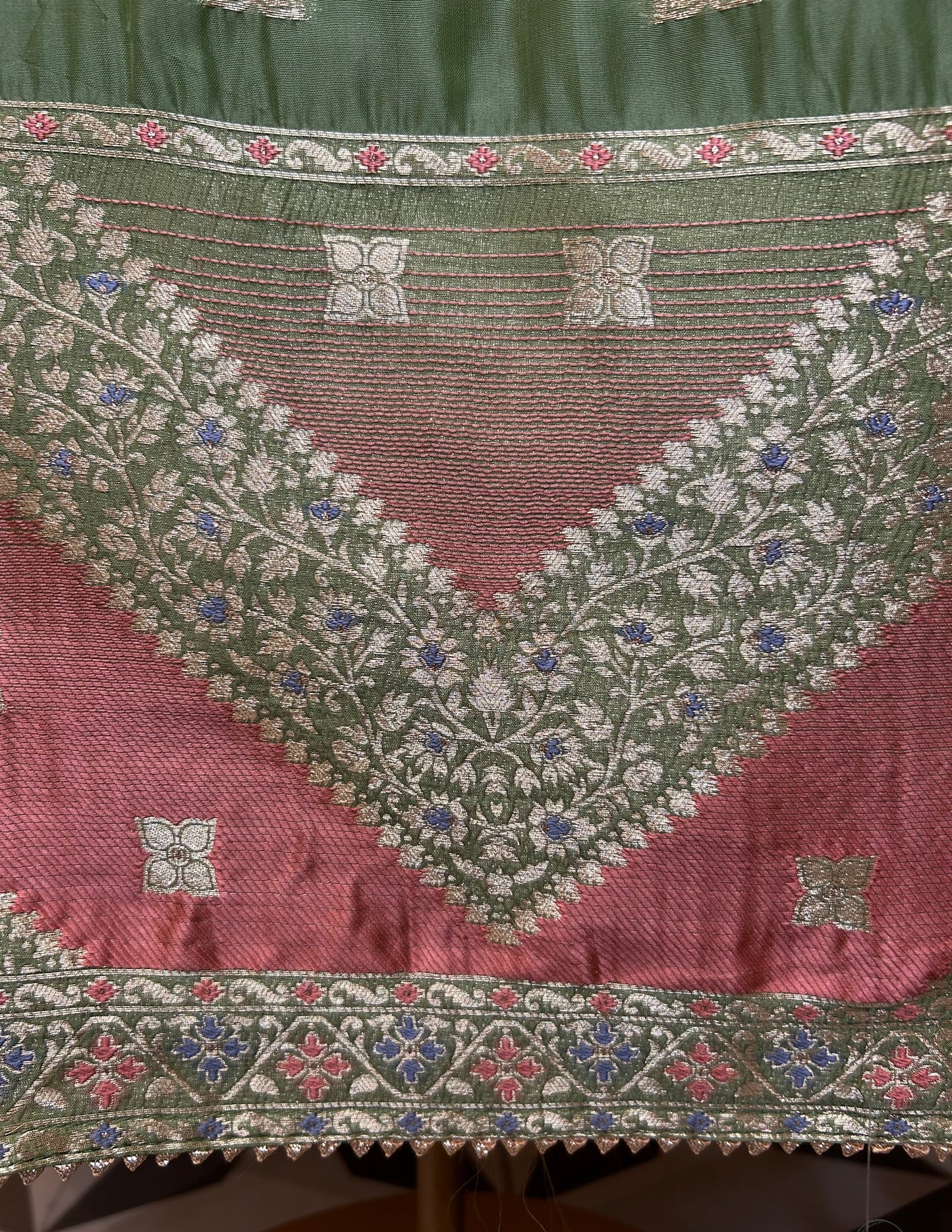 Afsana Banarasi Suit (Green)