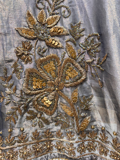 Meher Noor Élite Suit