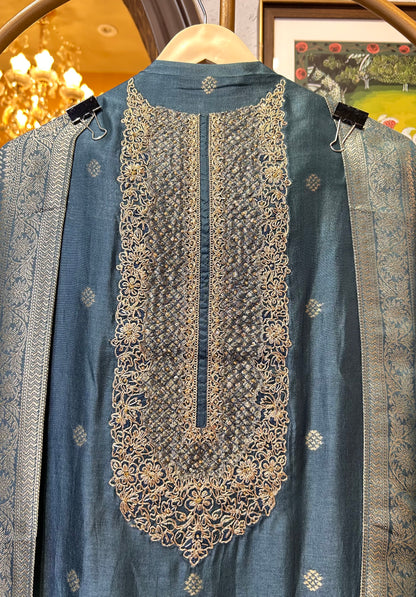 Svaréa Royale Pure Silk Suit