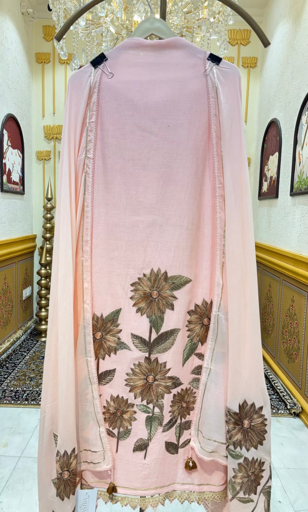 Veda Linen Zari Suit