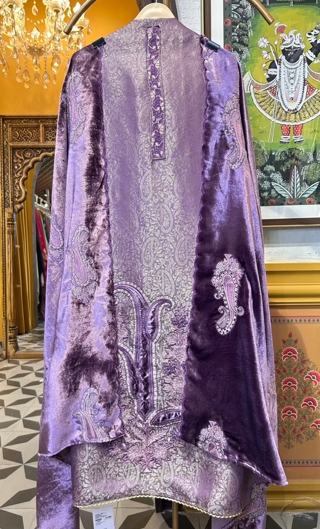 Zarqaa Velvet Suit (Lavender)