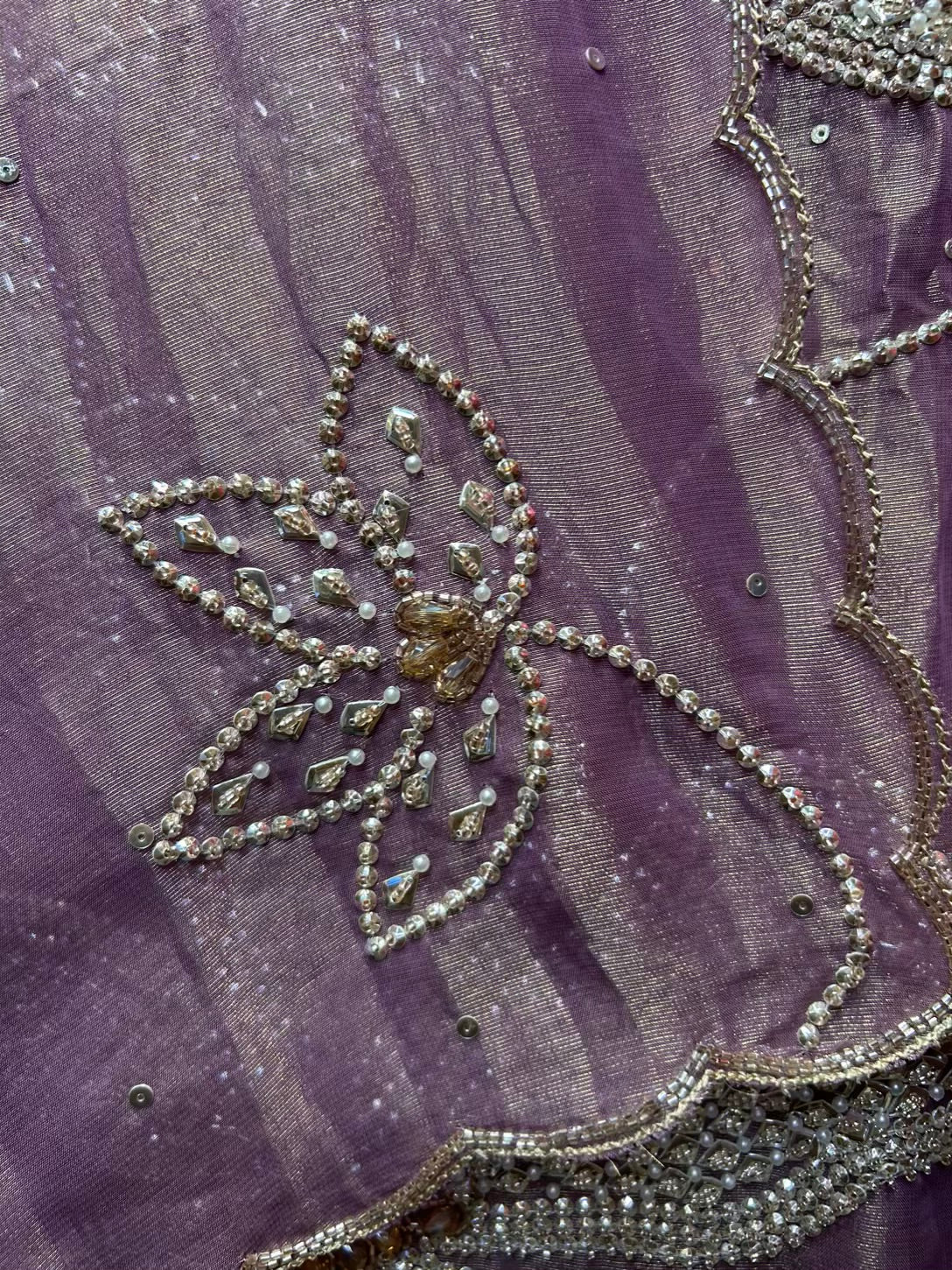 Layaan Organza Suit (Lavender)