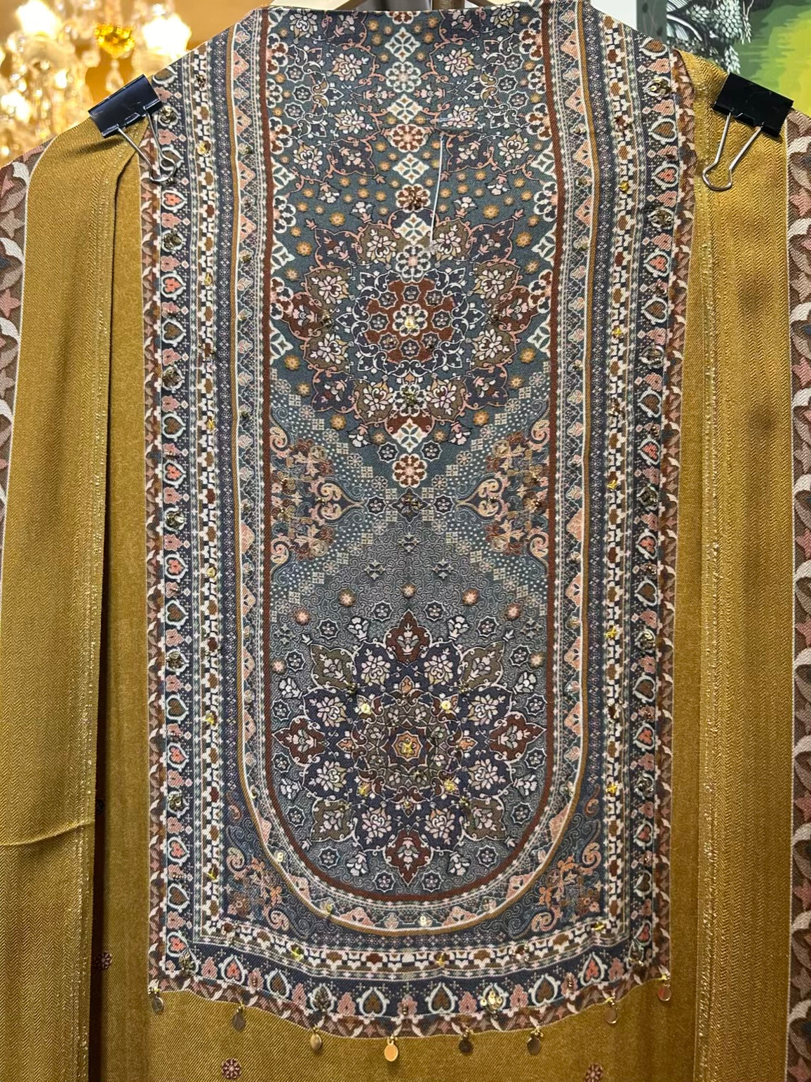 Siyana Pashmina Suit (Mustard)