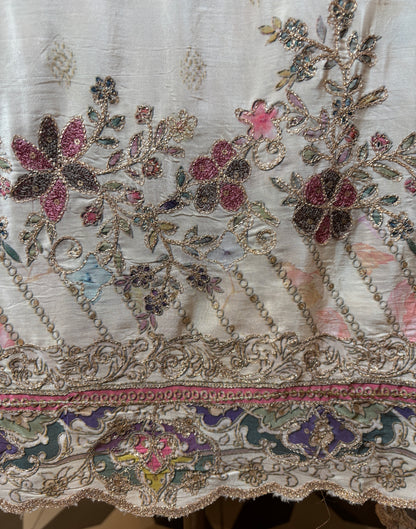 Saanve Crepe Suit (Ivory)