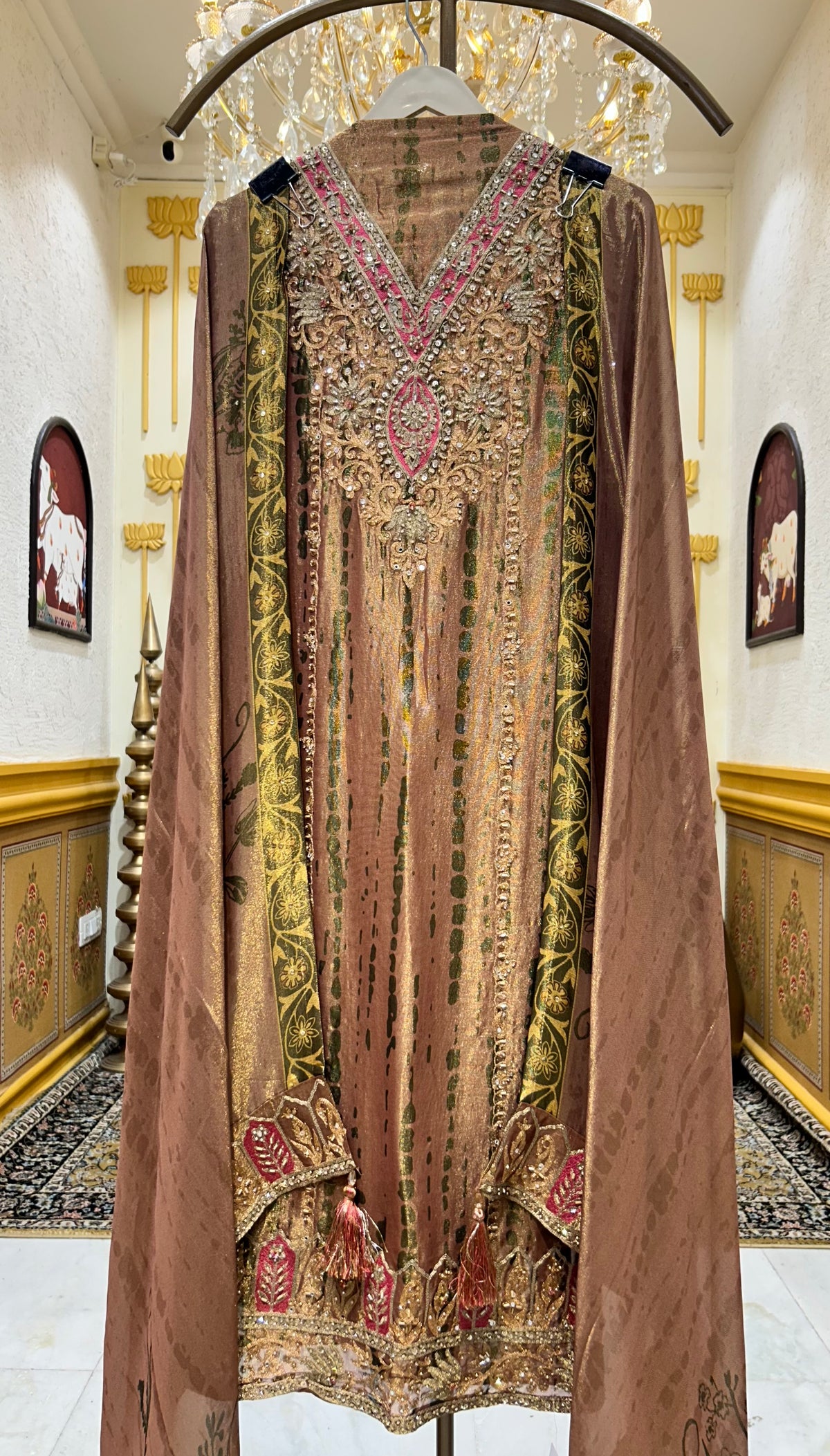 Eshvara Organza Suit