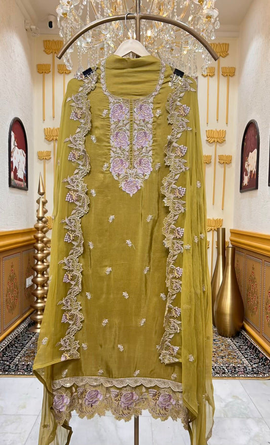 Zehraani Cutdana Silk Suit (Green)