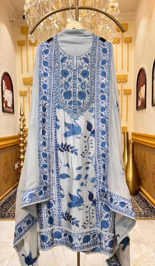 Aavira Thread Naqsh Silk Suit (Blue)