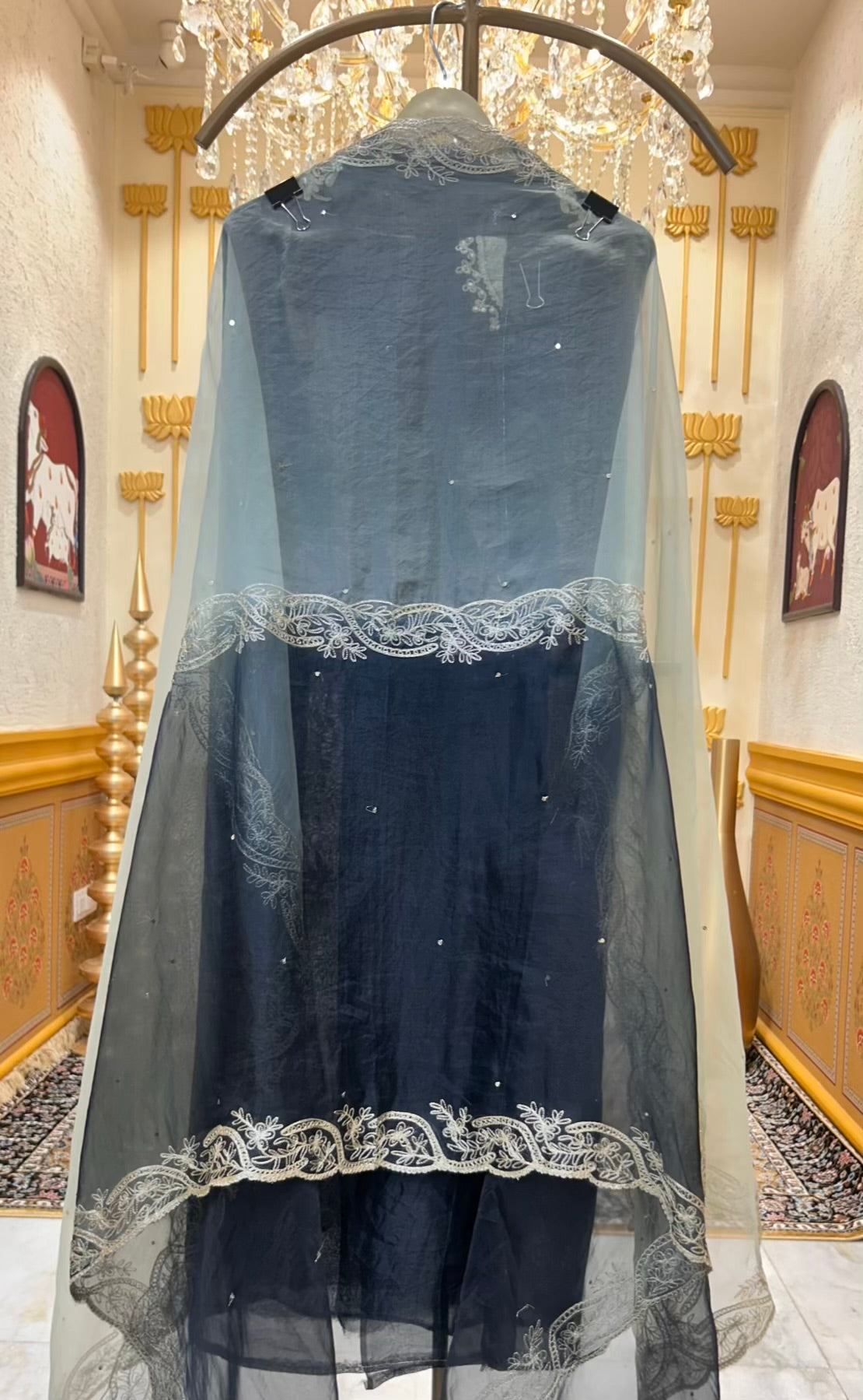 Ruhmira Haathkaar Suit (Black)