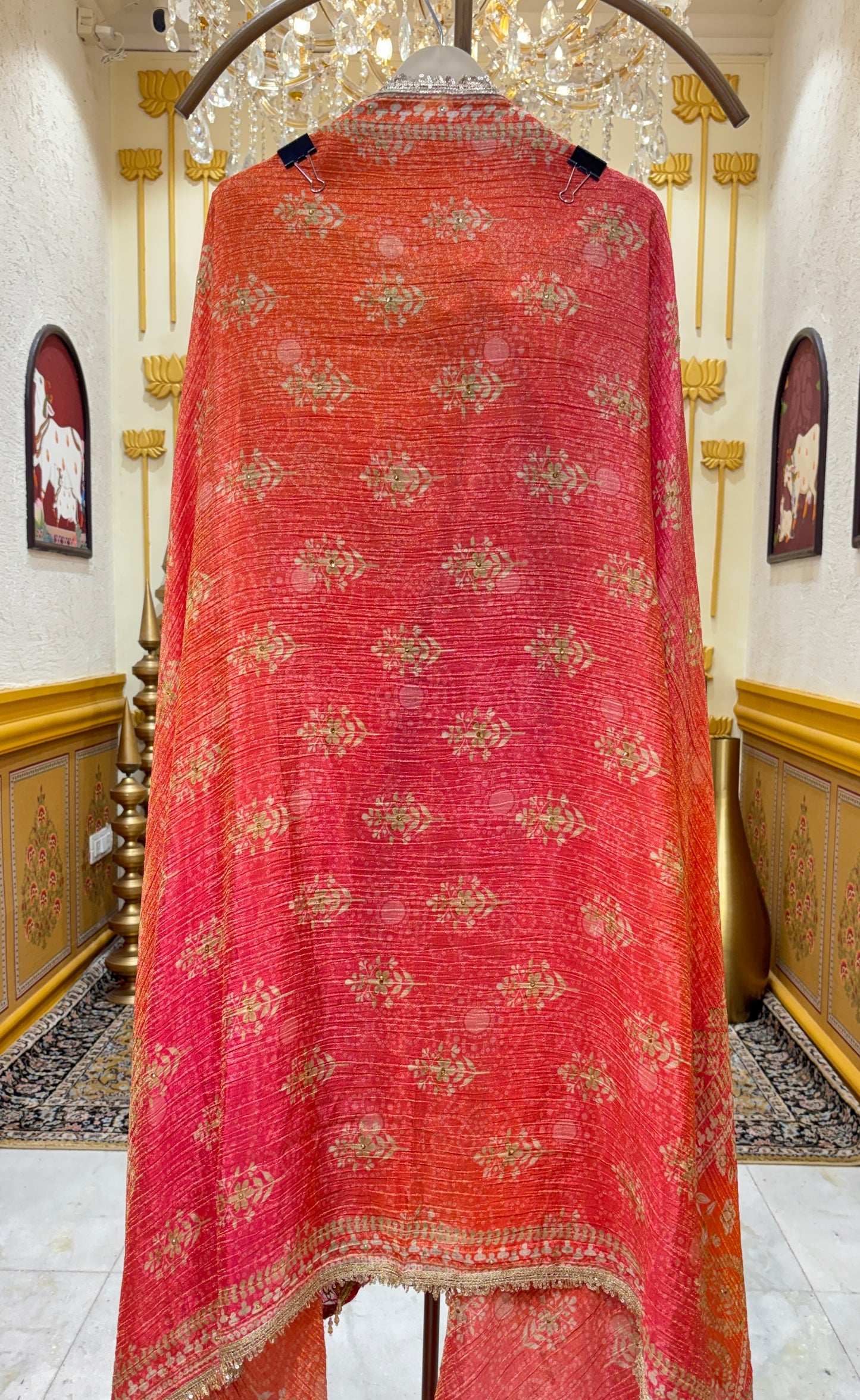 Noor Tissé Suit