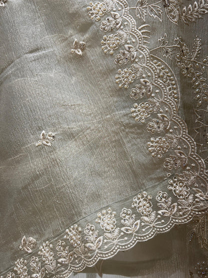 Mehrzeen Appliqué Tissue Suit