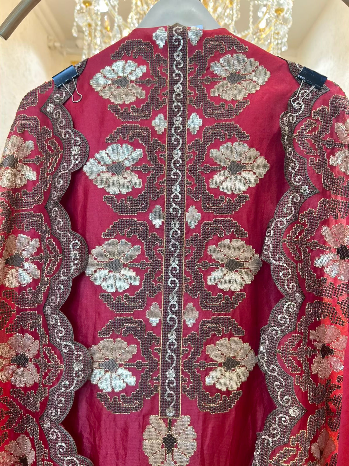 Zareená Éther Suit (Maroon)