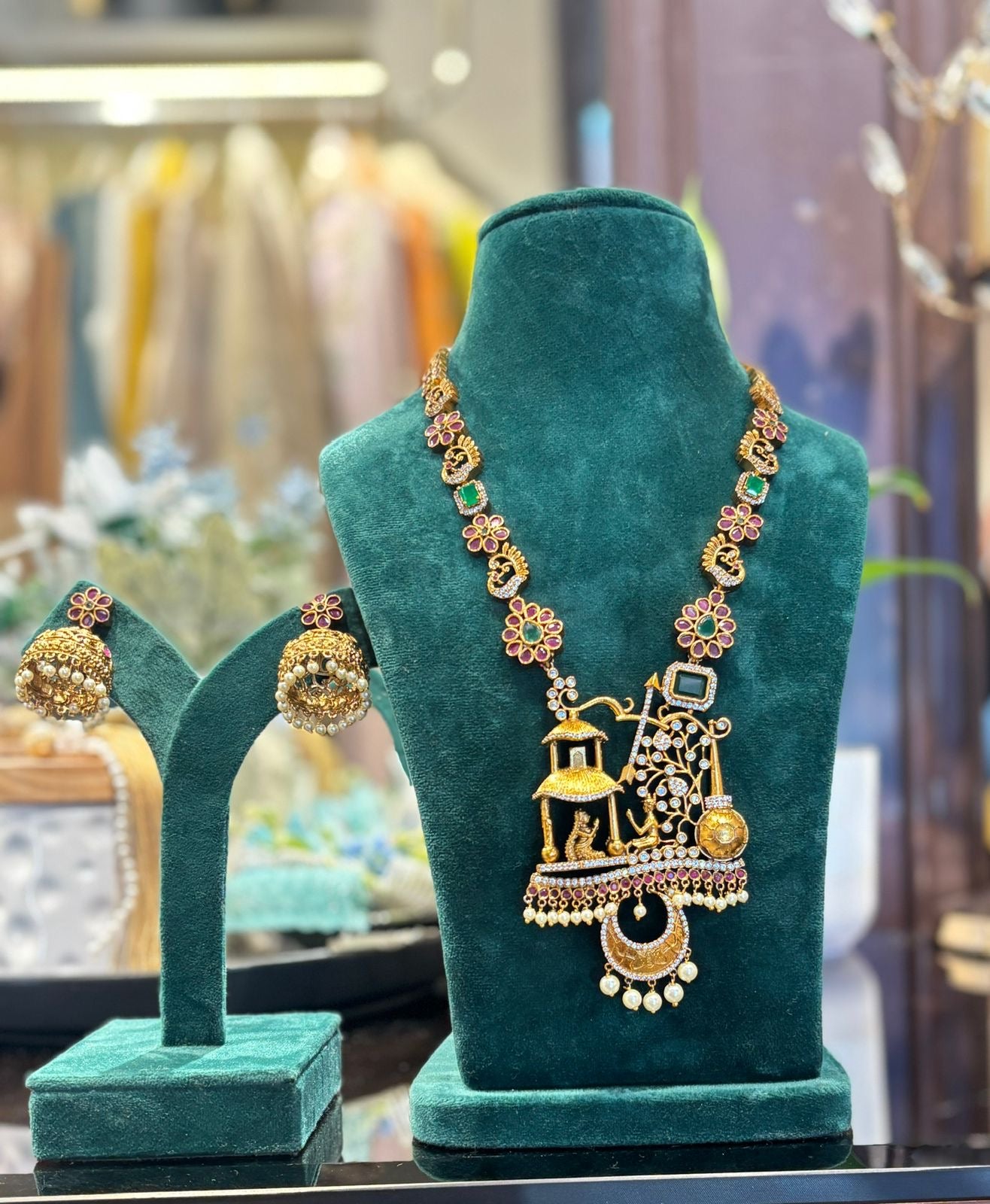 Raasleela Kundan Pichwai Set