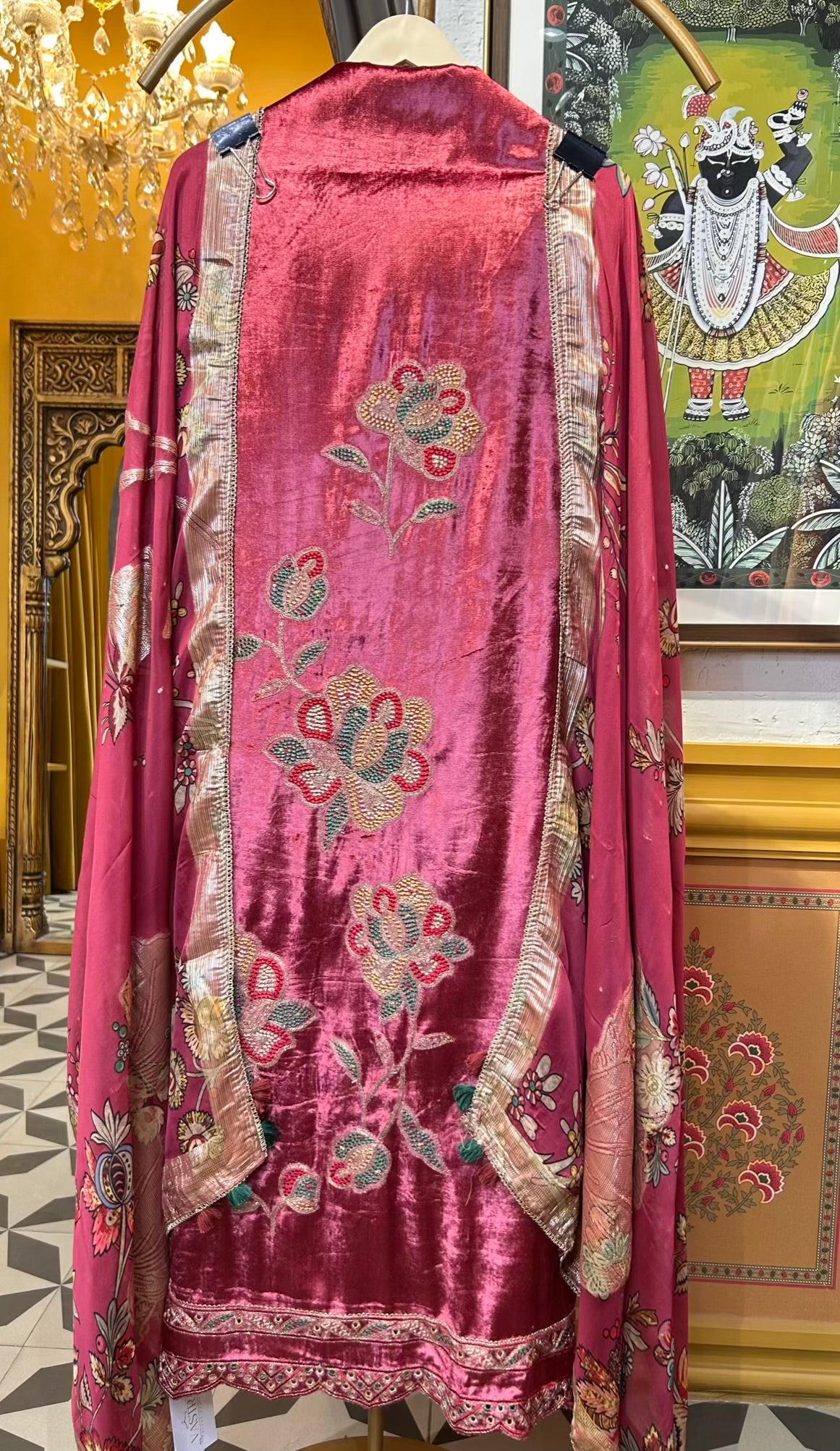 Ridwaan-é-Velvet Suit (Pink)