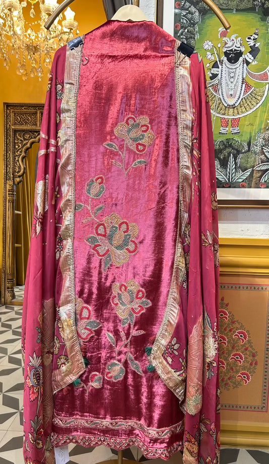 Ridwaan-é-Velvet Suit (Pink)