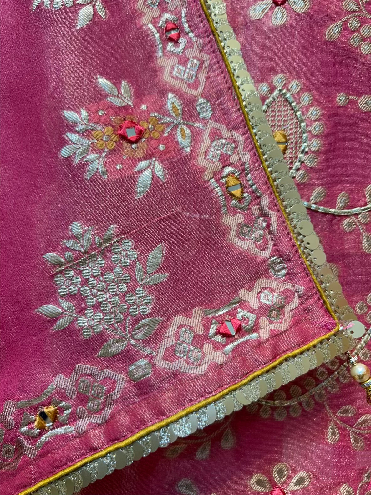 Mehraz Gota Élan Suit (Pink)