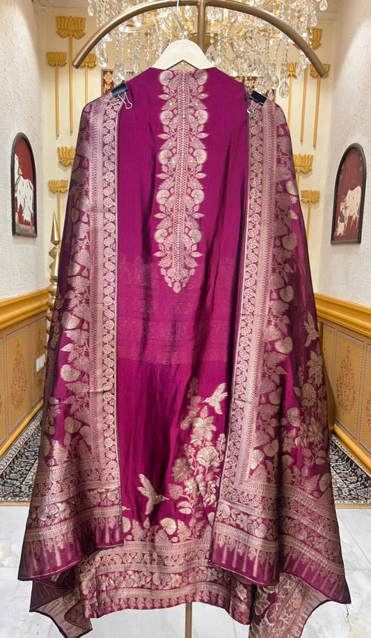 Aarohi Banarasi Weave Noor (Wine)