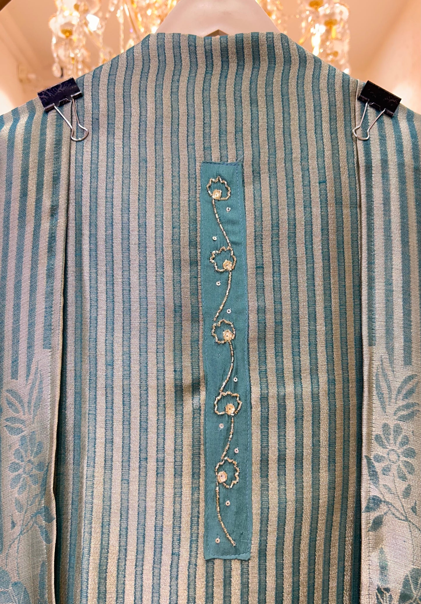 Aarna Banarasi Suit
