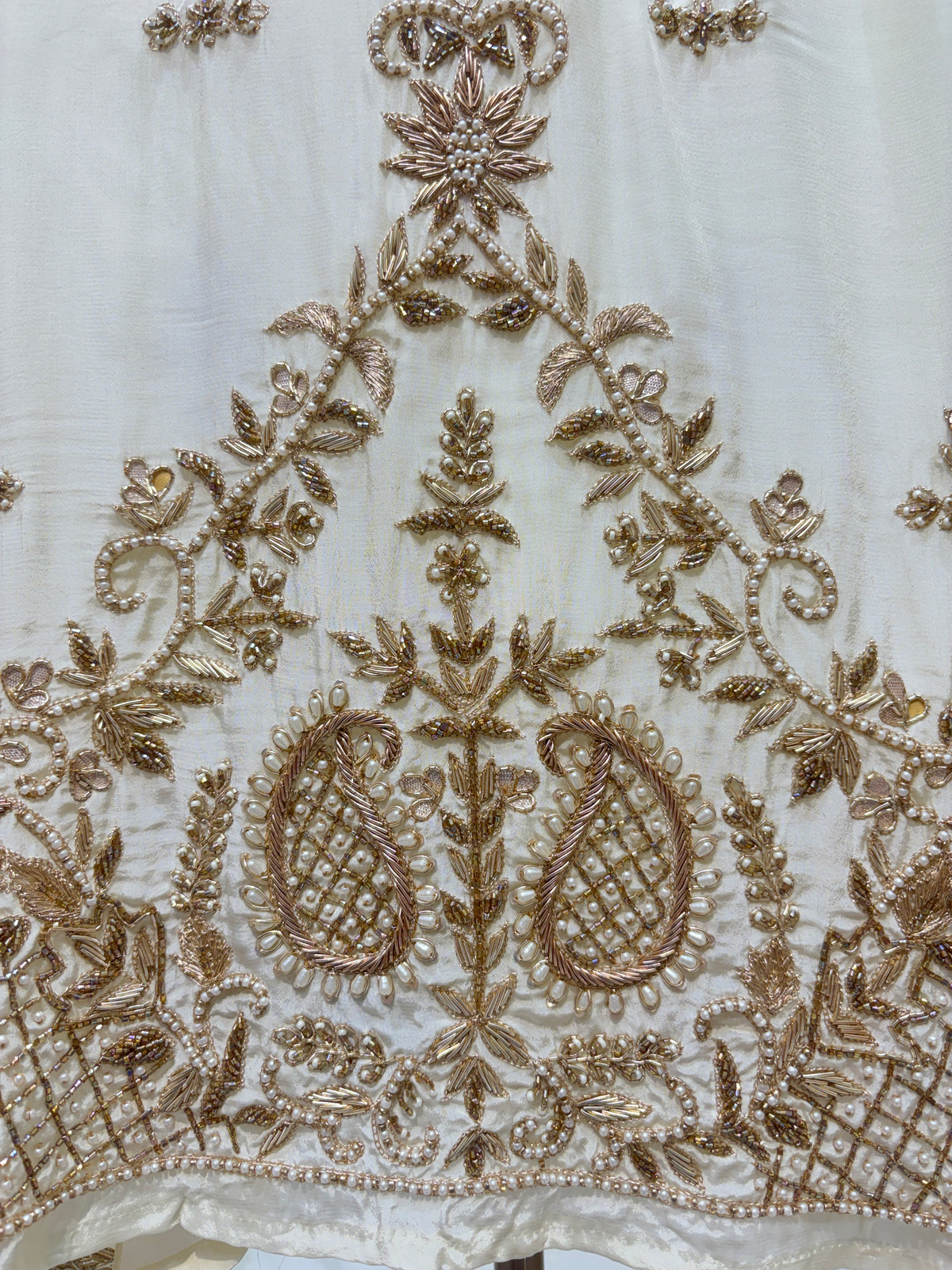 Mahrooh Organza Suit