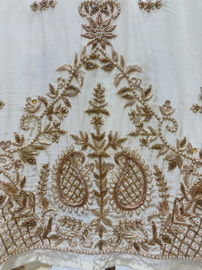 Mahrooh Organza Suit