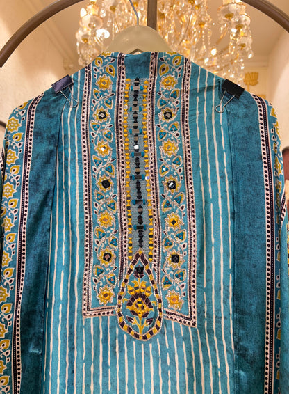 Gulnoré Heritage Suit