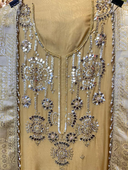 Zareen-é-Banaras Suit (Yellow)