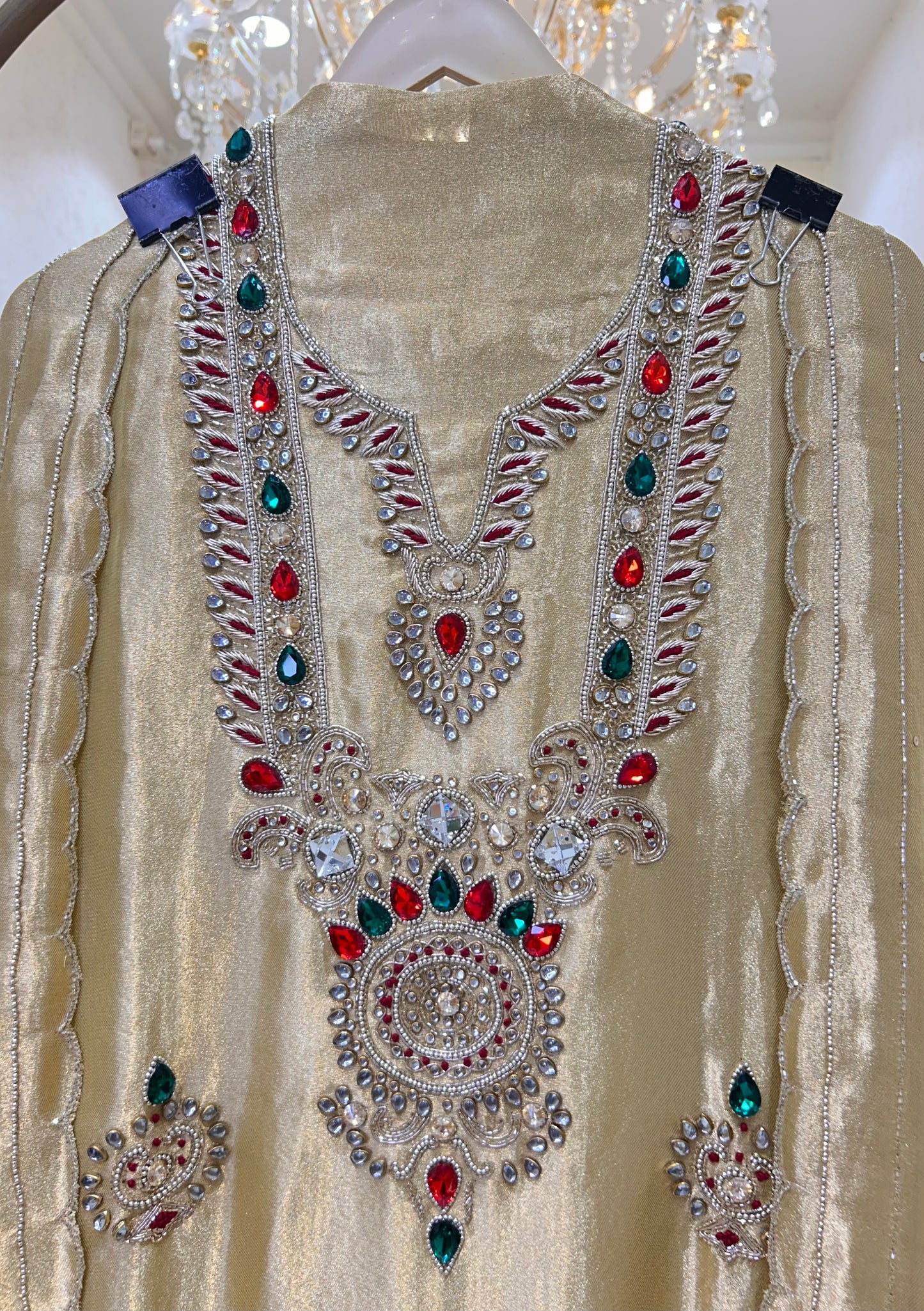 Kundan Étoile Suit