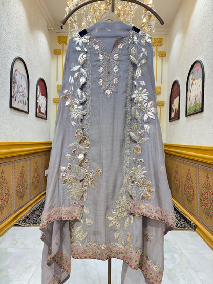 Aarzita Mul Chanderi Suit