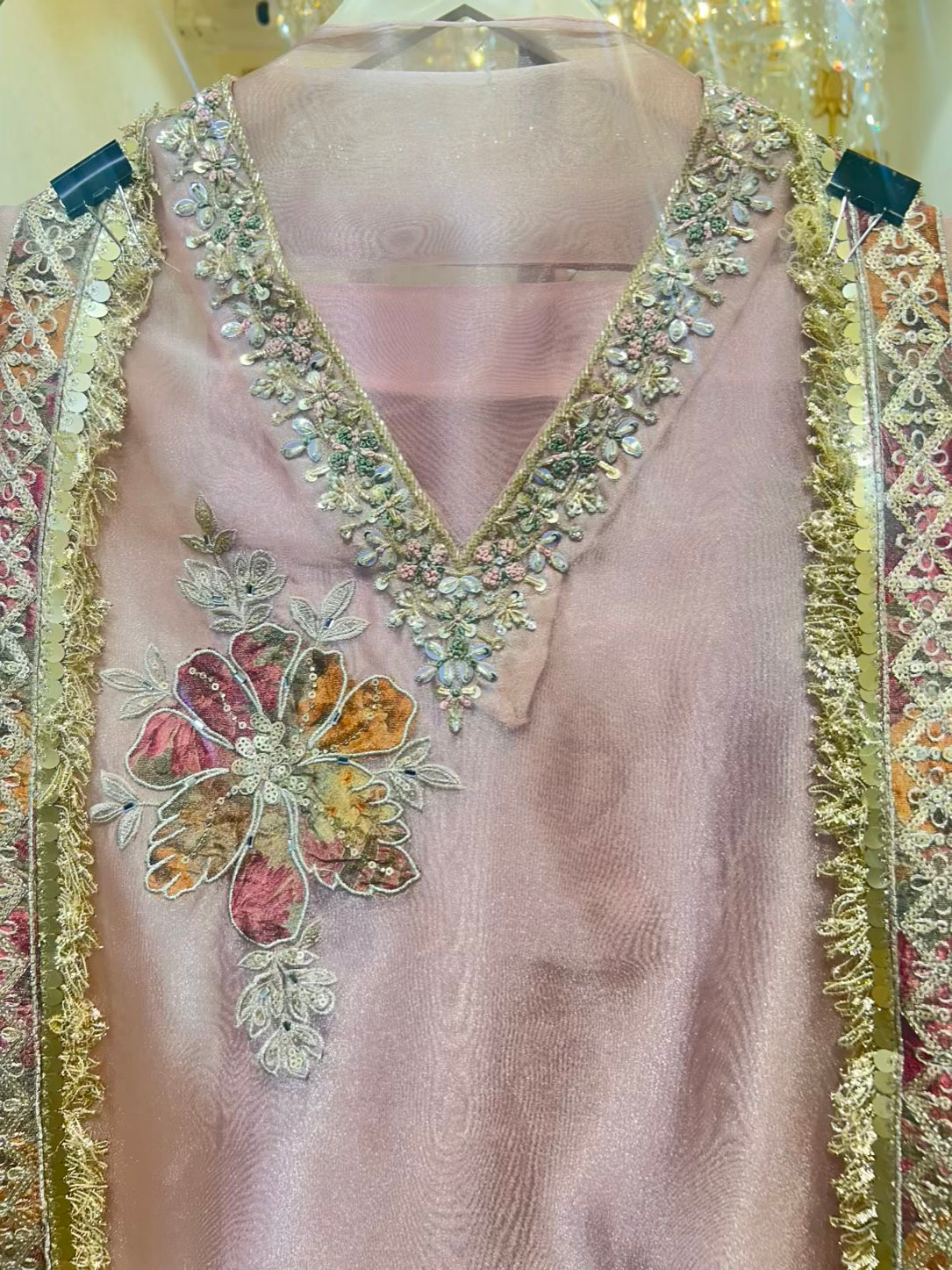 Zehraah Kinari Bloom Suit (Pink)