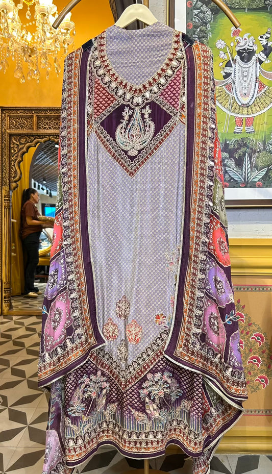 Nazm-e-Rangrez (Lavender)