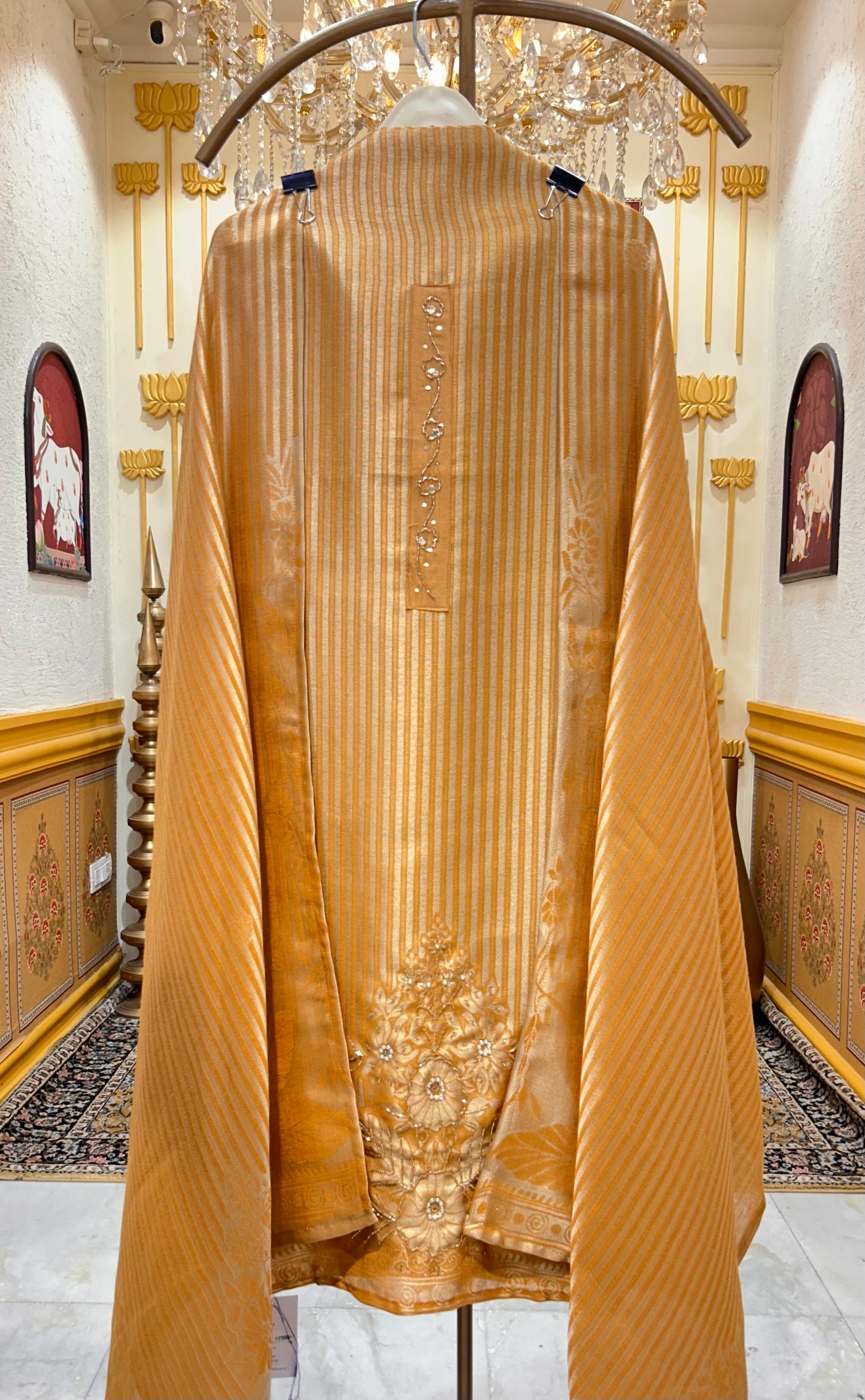 Aarna Banarasi Suit