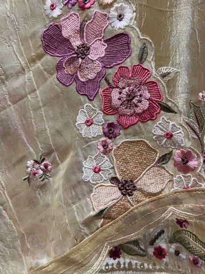 Navya Thread Crush Tissue Suit