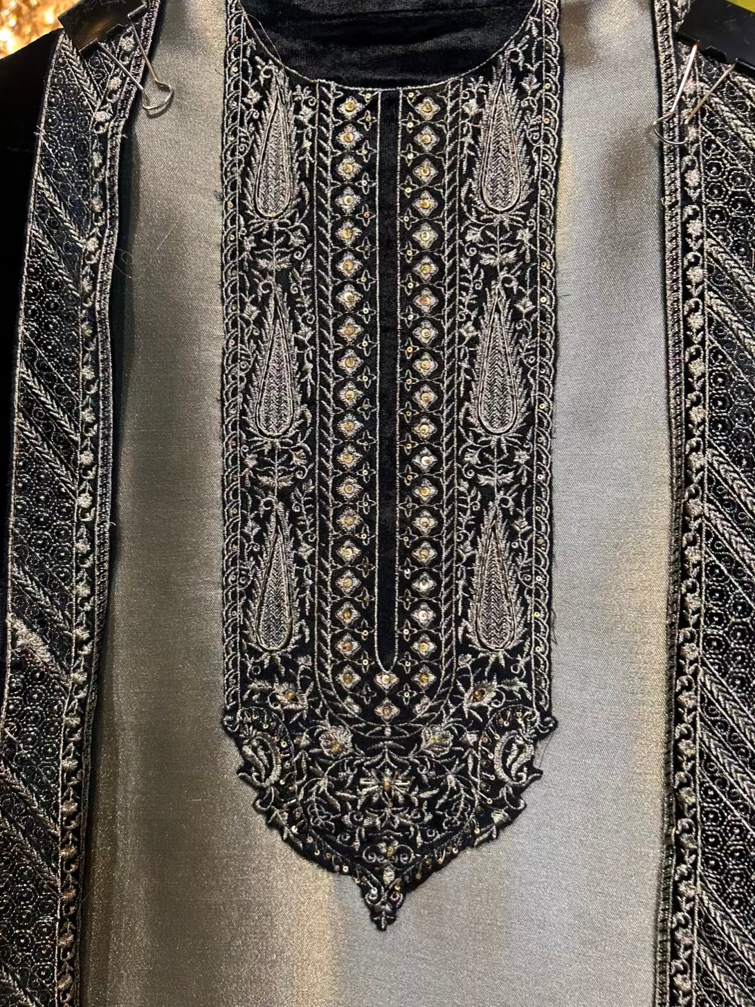 Zohaina-é-Banaras (Blue)