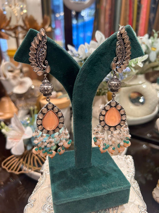 Meheré-Bahar Earrings (Peach)