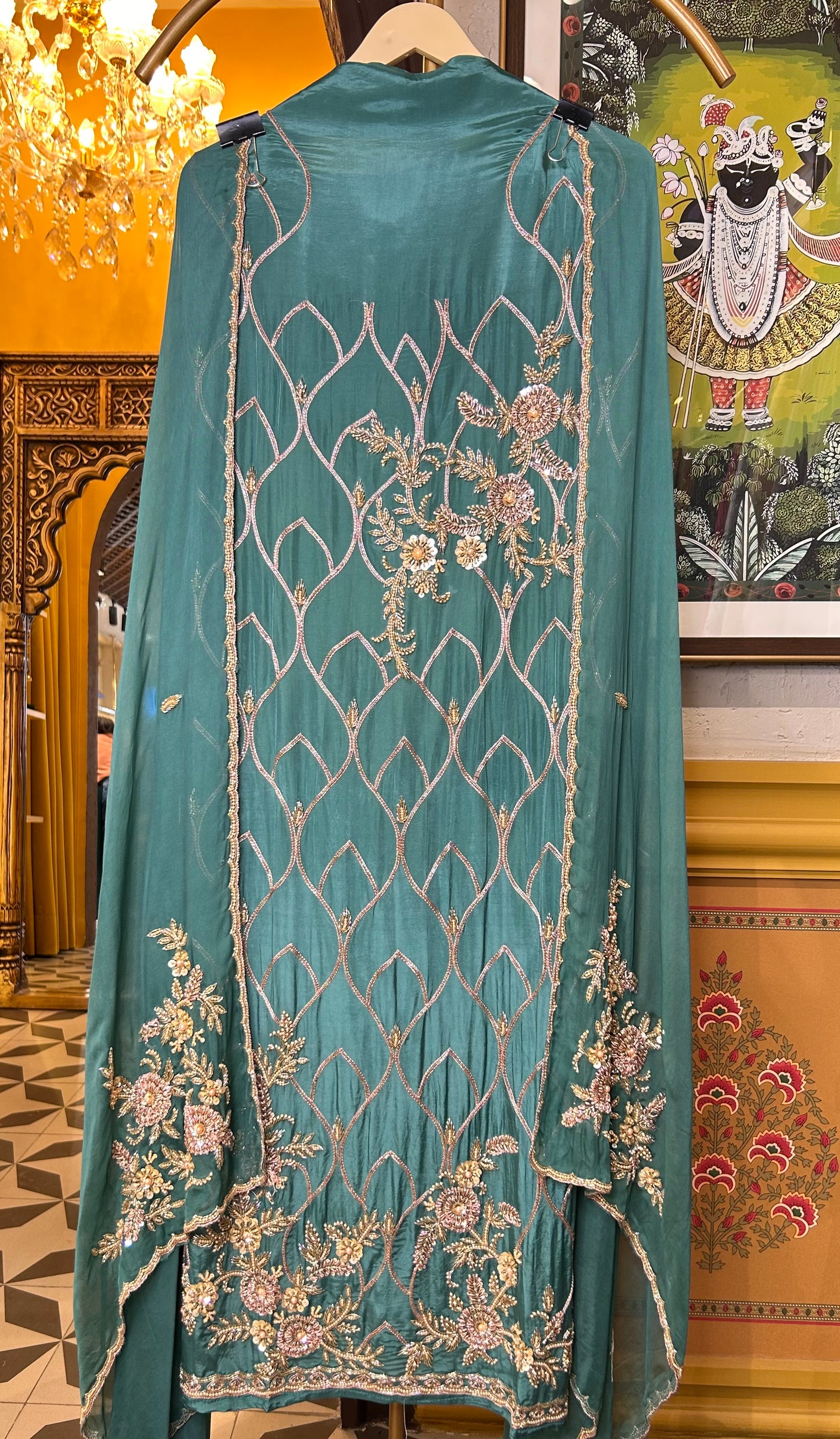 Inaaya Organza Suit (Firozi)