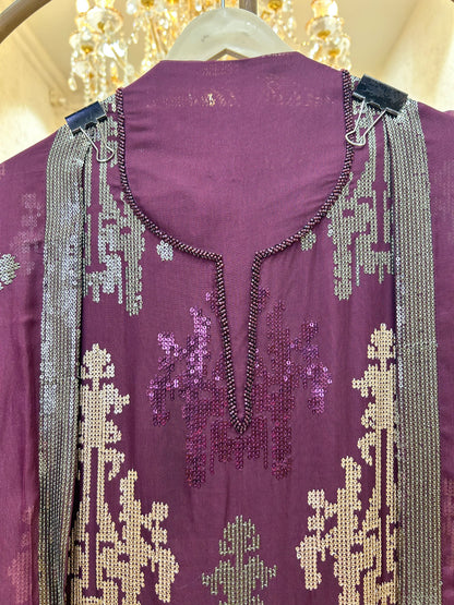 Zariyah Noor Suit