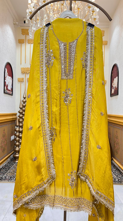 Ruhani Éclat Suit