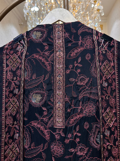 Aarifa Threadveil Suit (Black)