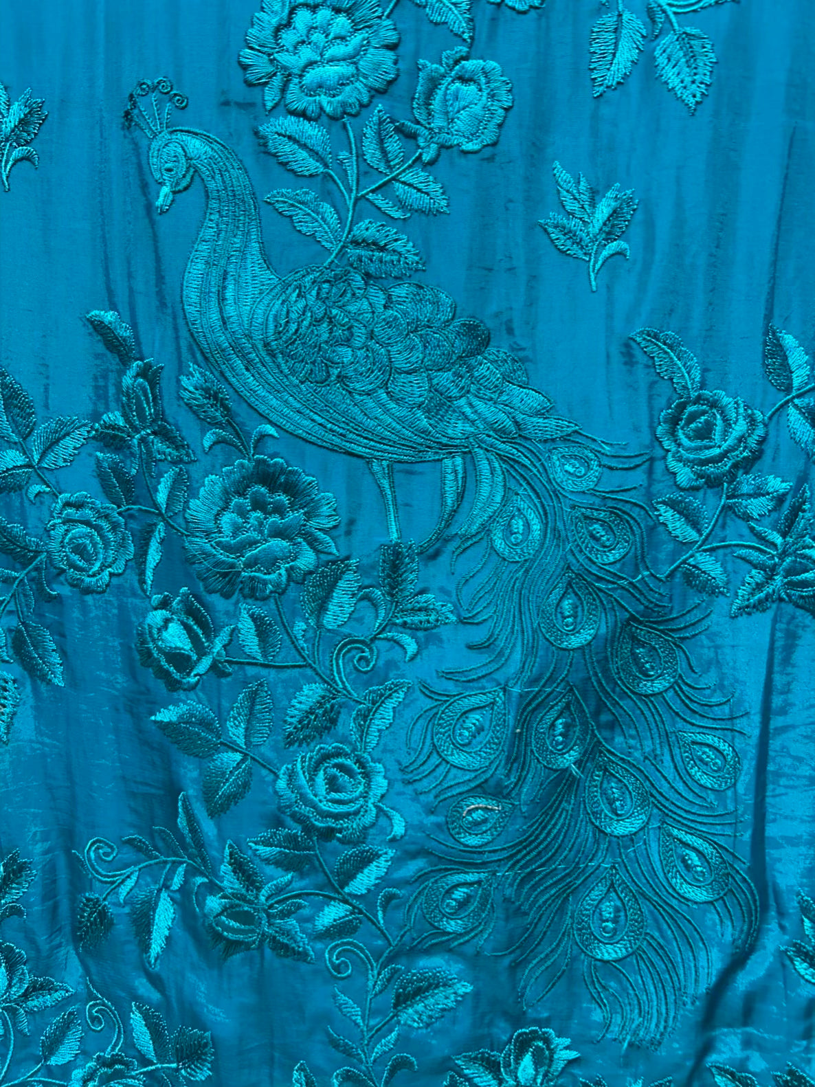 Zehriya Embroiré Suit (Blue)