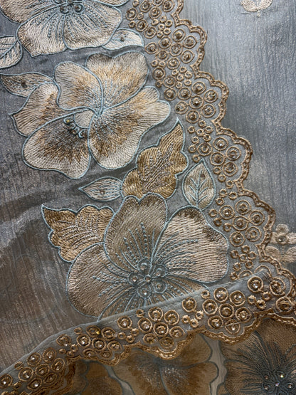 Mahira Stonecraft Suit