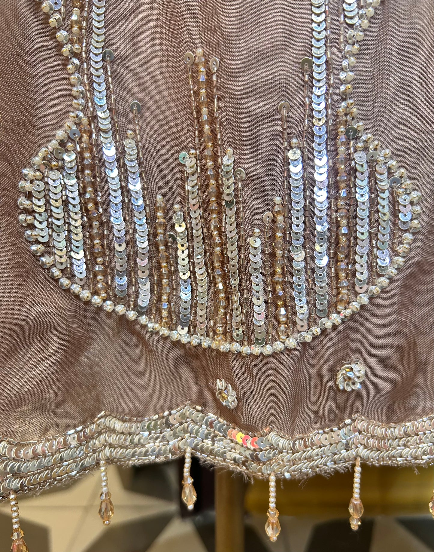 Saaz-e-Banaras (Beige)