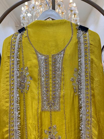 Ruhani Éclat Suit