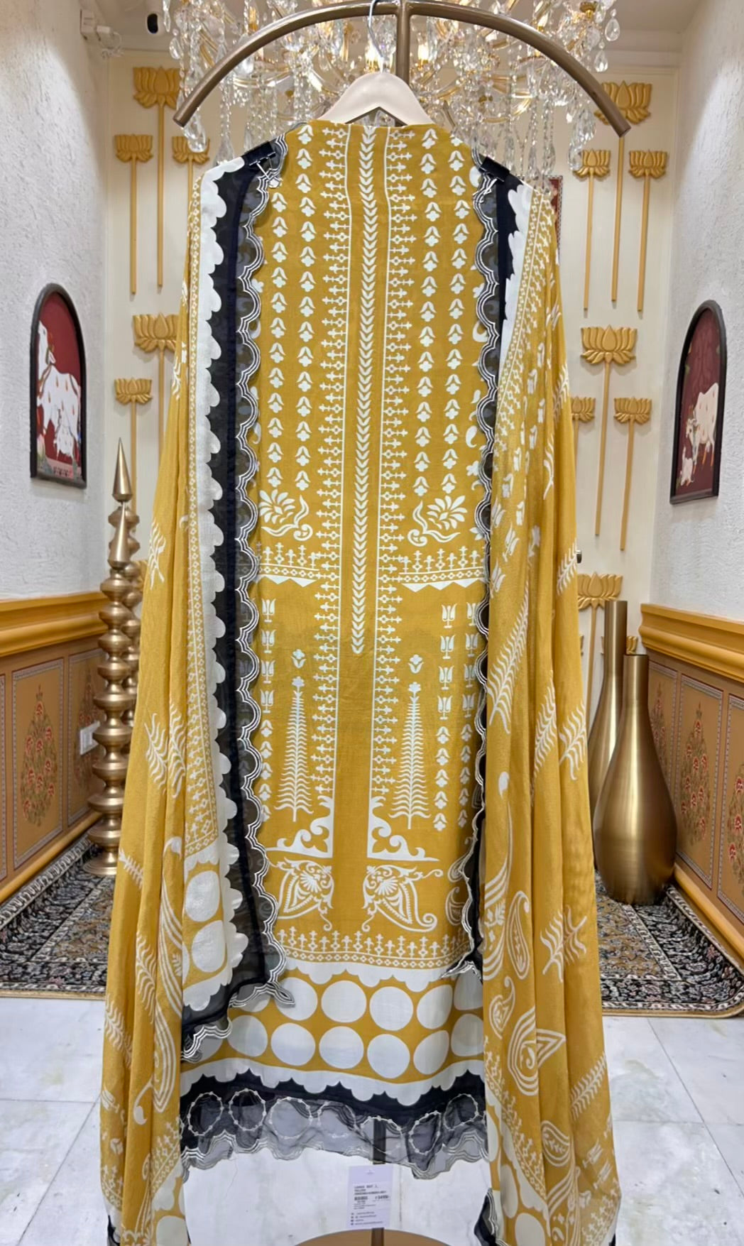 Aafiya Print Veil Suit (Yellow)