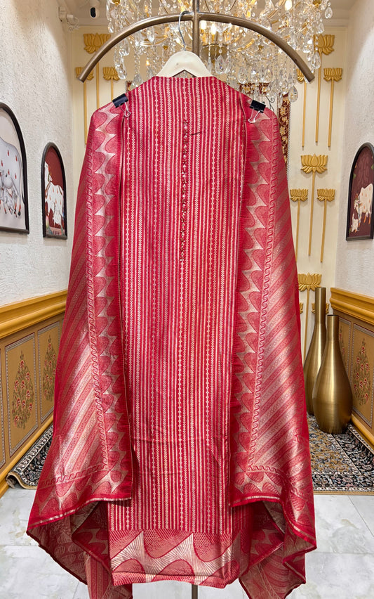 Ishira Banarasi Weave Noor (Red)