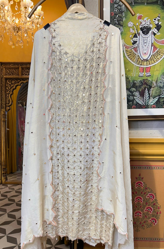 Mehak-e-Zari