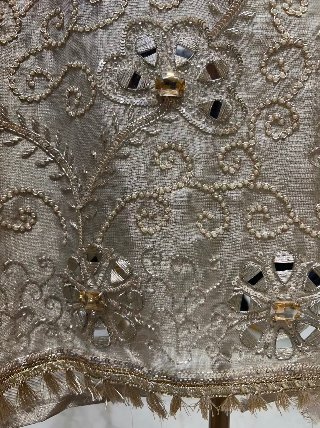 Zarvisha Aaina Kinari Suit (Ivory)