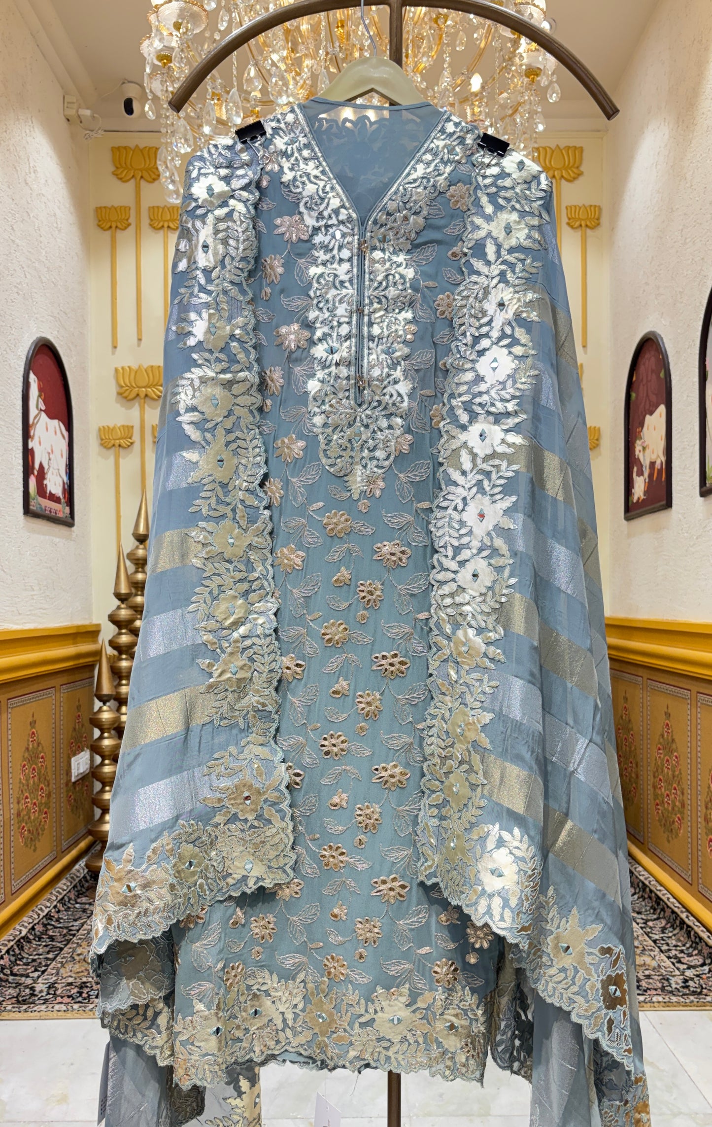 Naqsh Noor Suit