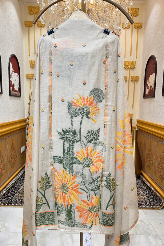 Iraaya Jamdani Noor Suit (Rust)