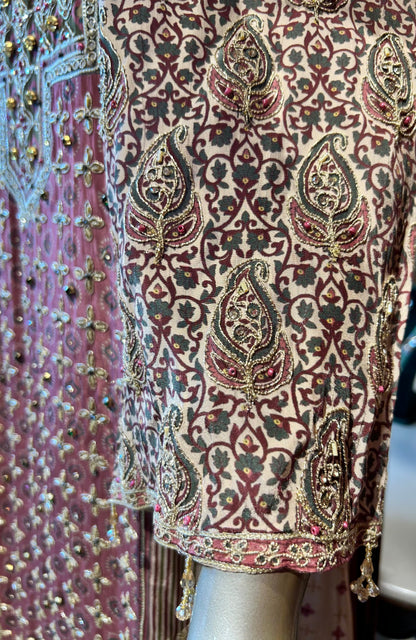 Zivanya Pakistani Suit