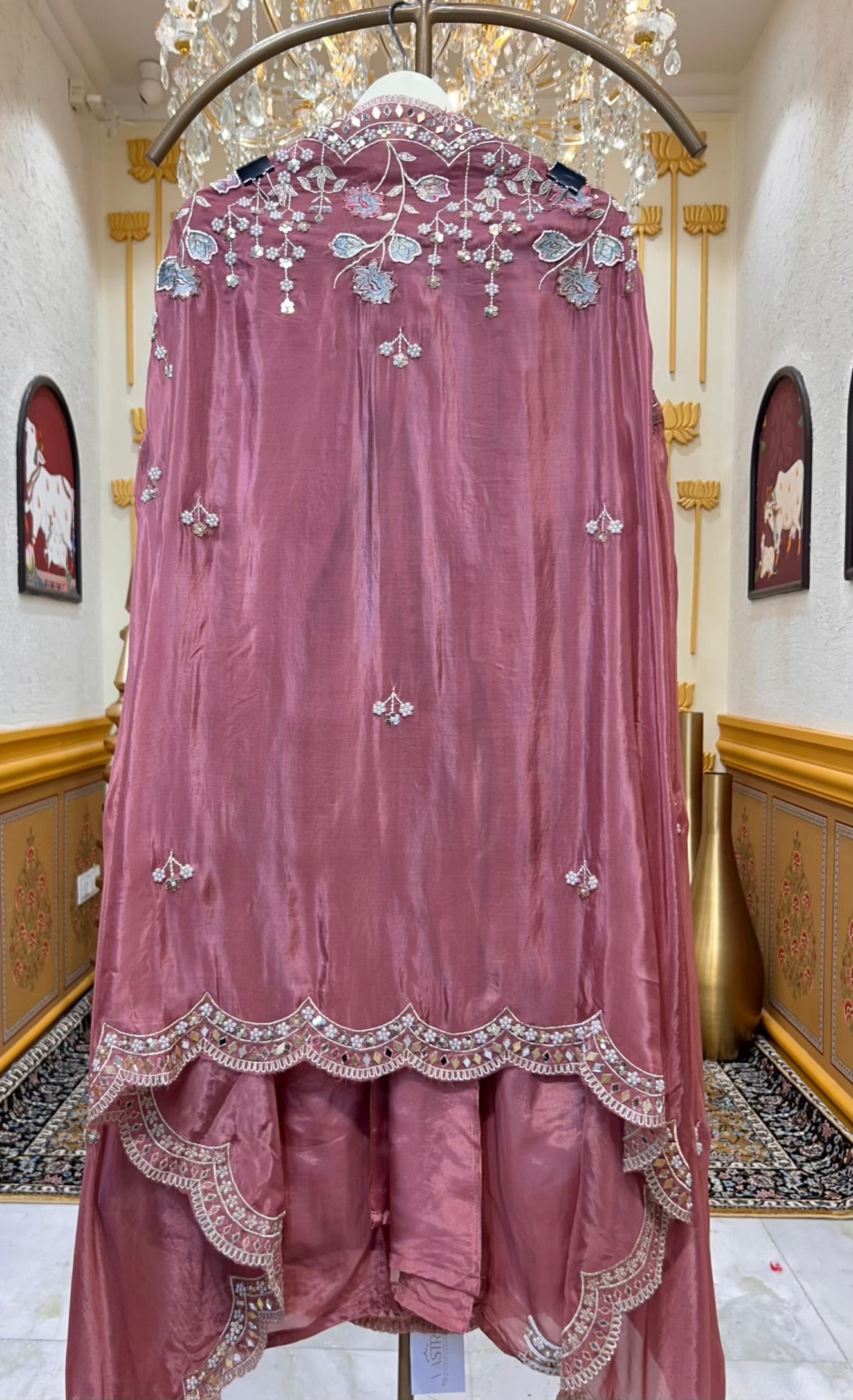Ameera Naqsh Suit (Mauve)