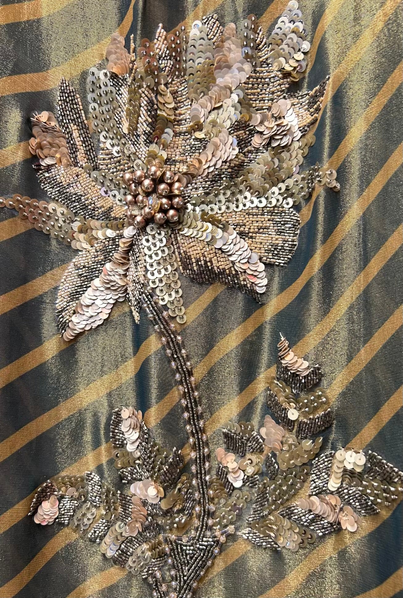 Zarveen-é-Kiran (Green)